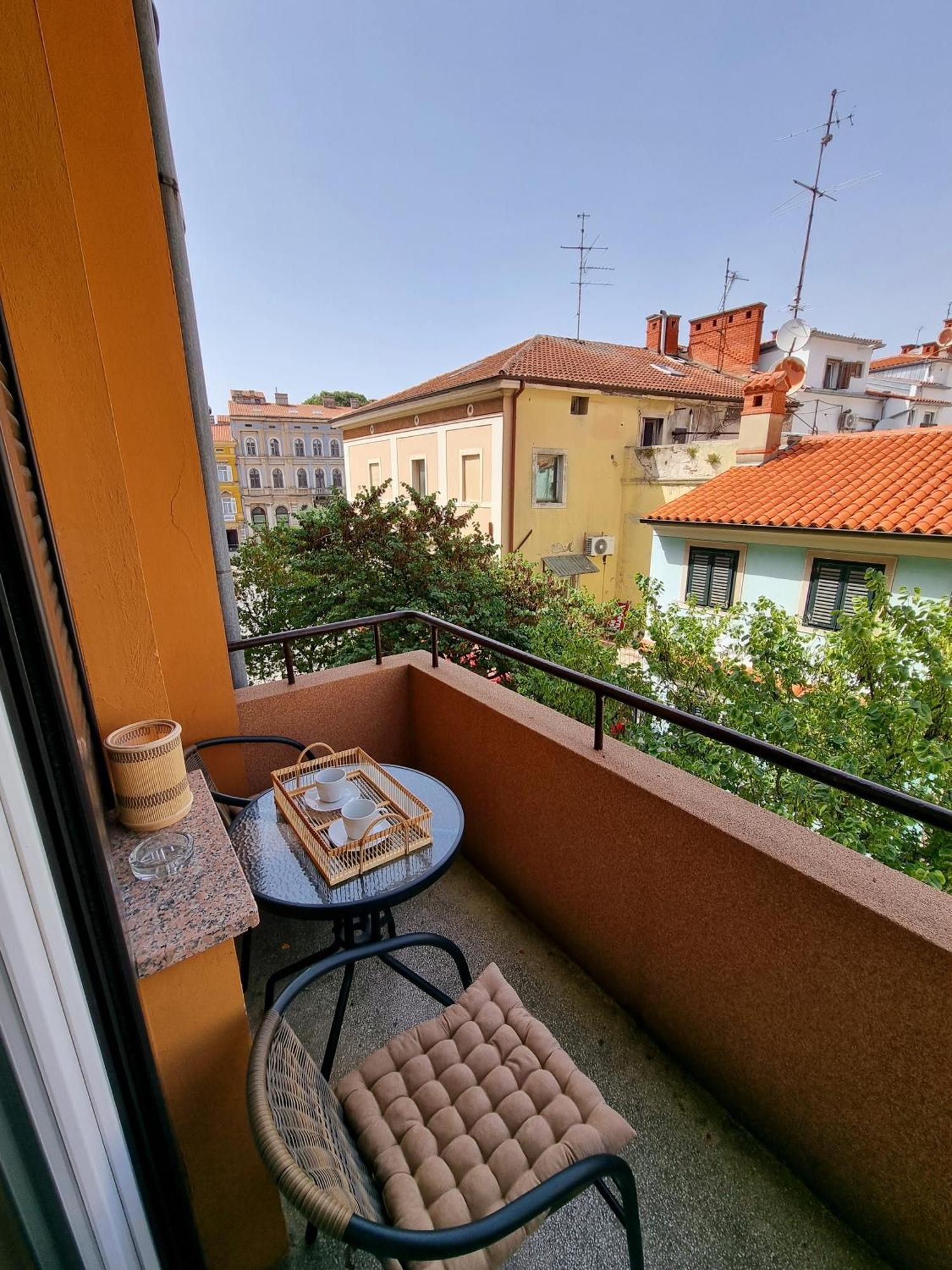 Stivi Luxury Apartments Пула Екстериор снимка